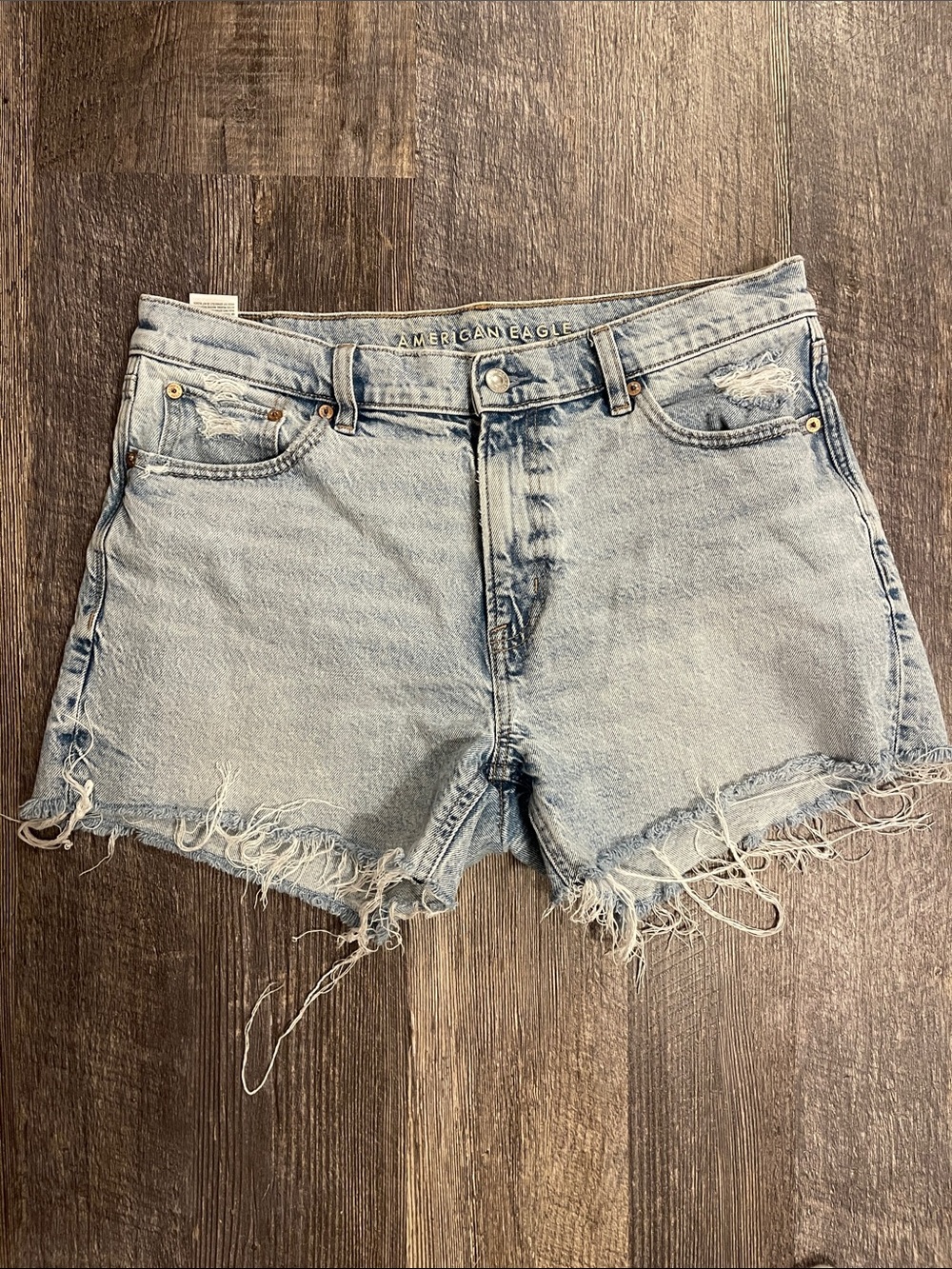 American Eagle Outfitters Light Wash Denim Cutoff Shorts - Women's